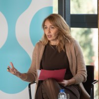 La directora del CCHS modera el coloquio "La interdisciplinariedad y las ciencias sociales en la resolución de cuestiones complejas", organizado por FECYT y clausurado por la Ministra de ciencia e innovación Diana Morant