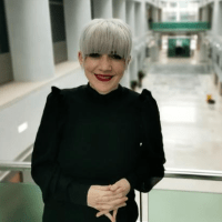 Remedios Zafra gana el Premio Internacional de Ensayo Jovellanos, por su ensayo El bucle invisible, una obra optimista en torno a la relación de la humanidad con los macrodatos y el algoritmo